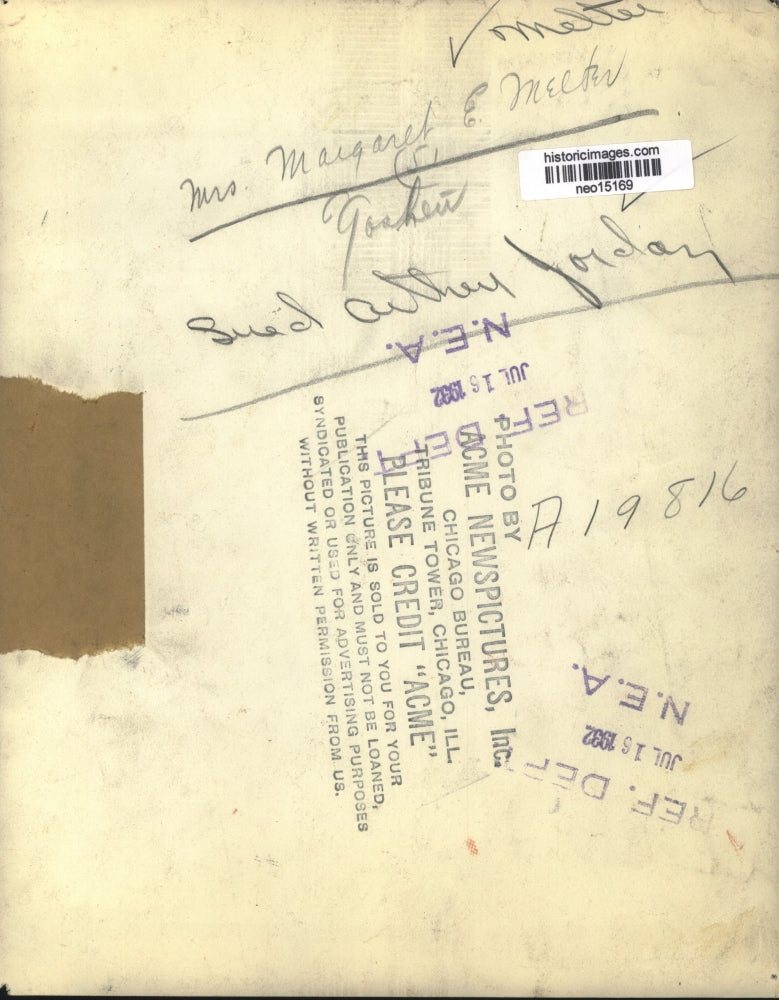 1932 Press Photo Margaret Melter Sues Arthur Jordan - neo15169