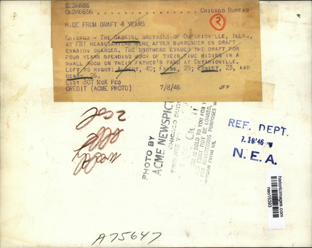 1946 Press Photo Gabriel Brothers of Ontarioville, Illinois at FBI Headquarters