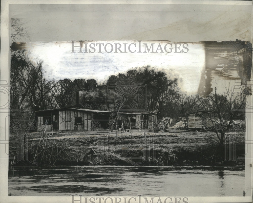 1933 Press Photo King Johnson Home on the Island of Can - neo15496