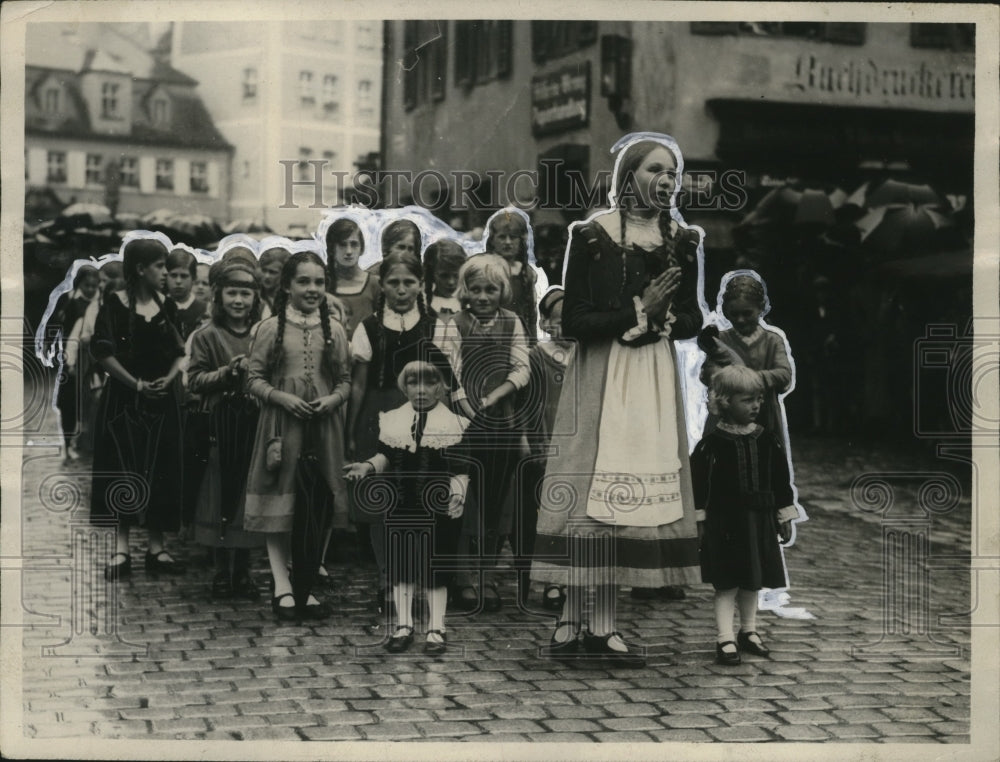 1934 Press Photo Kinderzechs at Dinkelsbugl Bavaria celebration - neo16409