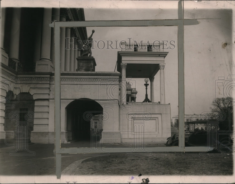 1921 Press Photo Harding inaugural stand at Senate Office Building - neo16557
