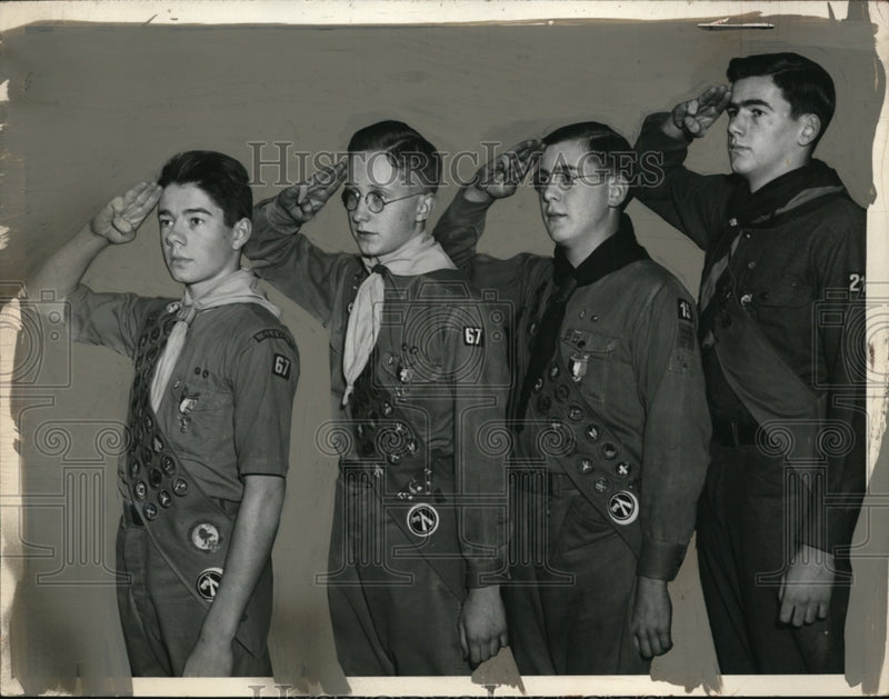 Load image into Gallery viewer, 1927 Press Photo Group Eagle Scouts at Statler, Ohio Meeting - neo16593
