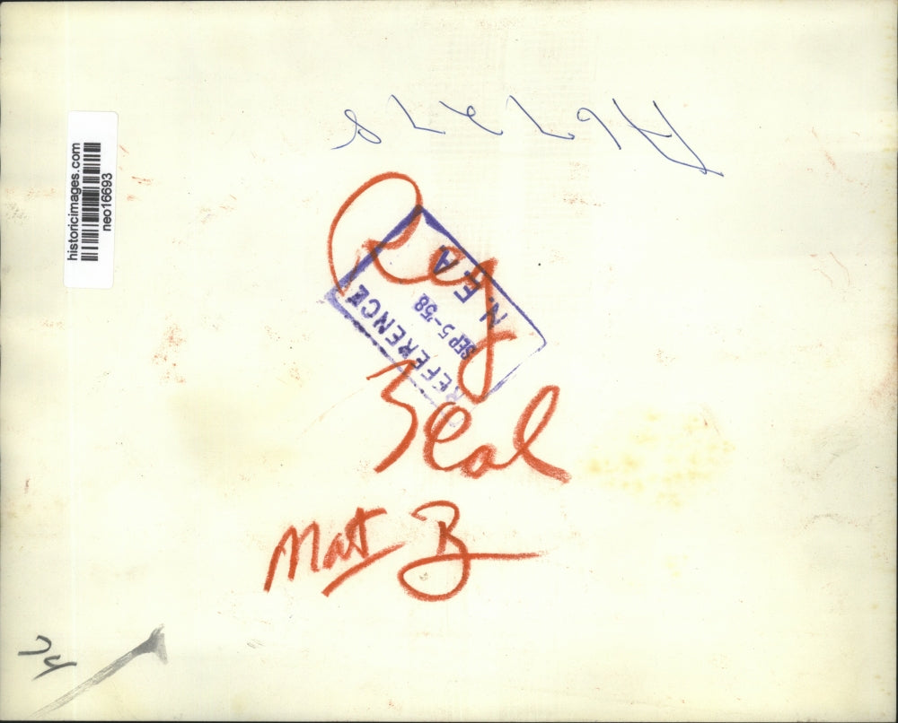 1958 Press Photo President Dwight Eisenhower Golfing at Newport Country Club