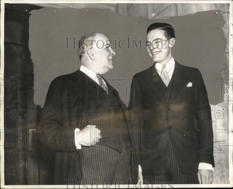 Load image into Gallery viewer, 1937 Press Photo Senators David Walsh, HenryCabot Lodge at 75th Congress

