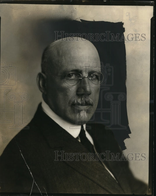 1928 Press Photo George G Baach newspaper man - neo17097