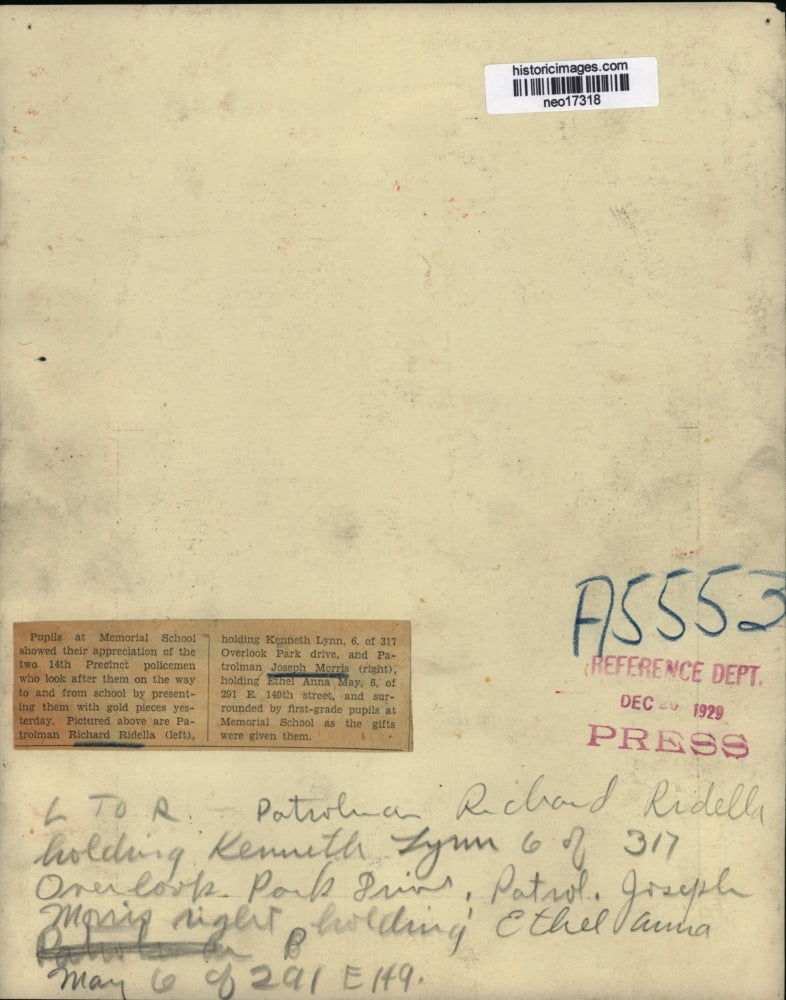 1929 Press Photo Memorial School pupils with Police Richard Ridella & Joe Morris