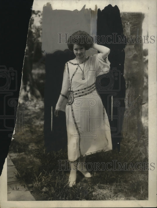1923 Press Photo Mrs. Hoseph Truit Talbert New York Society WOman - neo17688