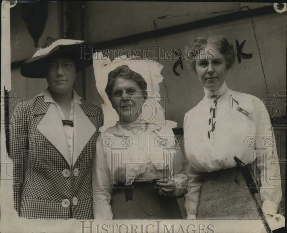 1949 Press Photo KDG Ass, L to R, Mrs Amsden, Anna Stevens, & Margaret Trace