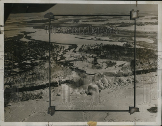 1934 Press Photo Aerial Photo of Frigid Niagara Falls - neo17780