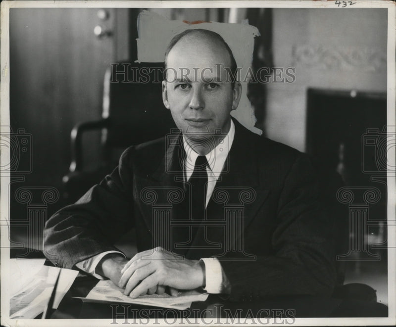 Load image into Gallery viewer, 1957 Press Photo Herbert Brownwell, Jr., Attorney General - neo17855
