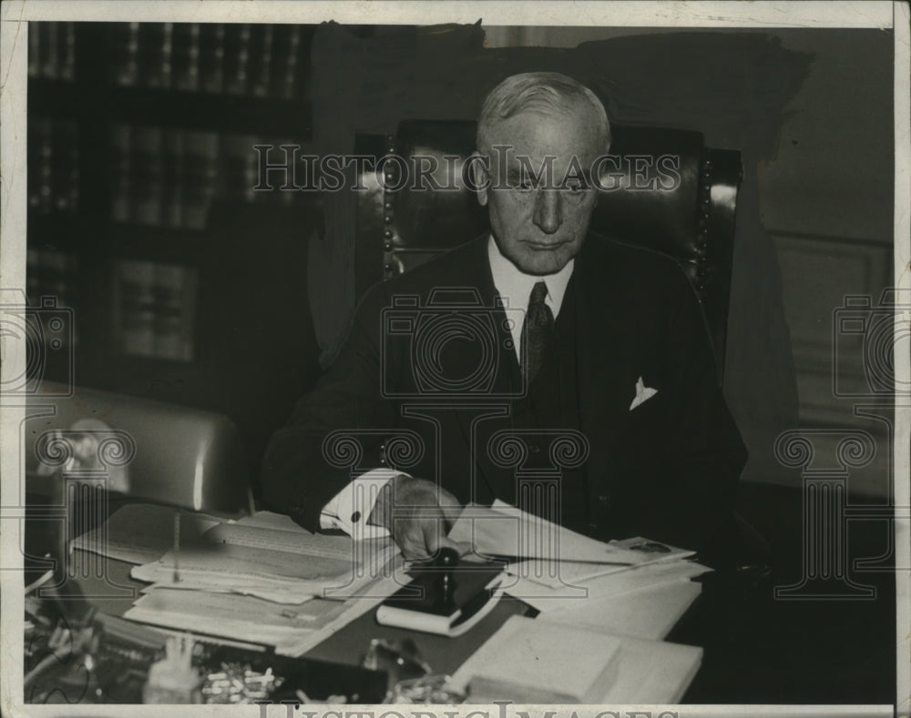1933 Press Photo Secretary of State Cordell Hull at his office - neo17952