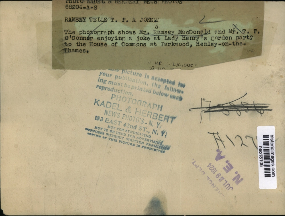 1924 Press Photo Mr. Ramsey MacDonald & Mrs. T.F. O'Conner at Lady Henry's Party