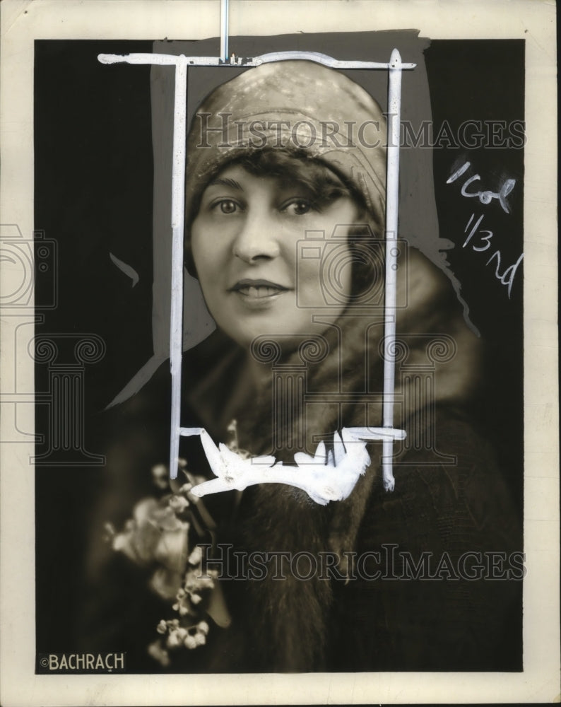 1927 Press Photo Mrs. Arnold Hicks, Hostess High Noon Club Dinner Dance