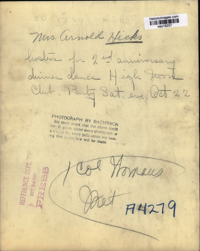 1927 Press Photo Mrs. Arnold Hicks, Hostess High Noon Club Dinner Dance