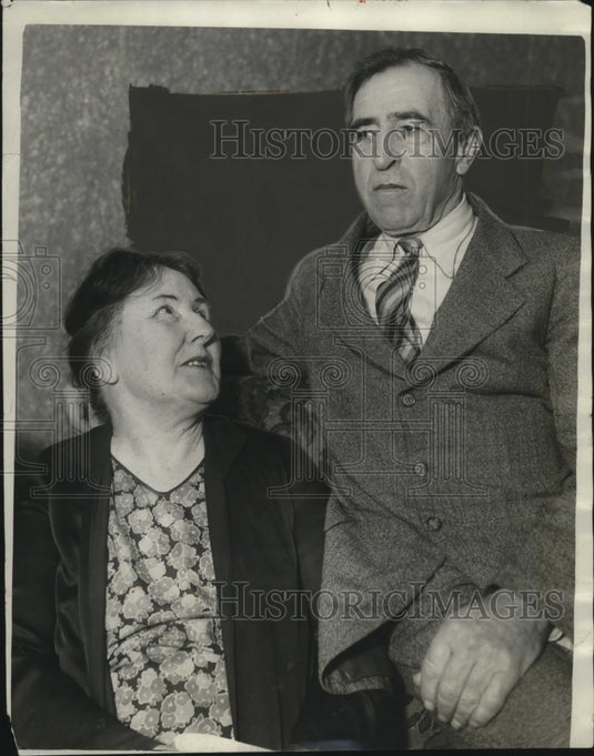 1930 Press Photo Mr. & Mrs. W.H. Richardson farmers refused passports