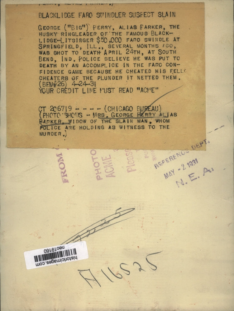 1931 Press Photo Mrs. George Perry Alias Parker window of slain man held Witness