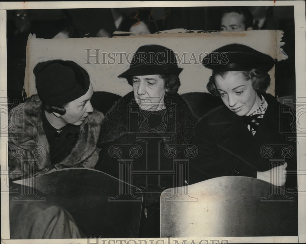 1938 Press Photo Bereaved in court for Paul Wright murder trial of John Kimmel