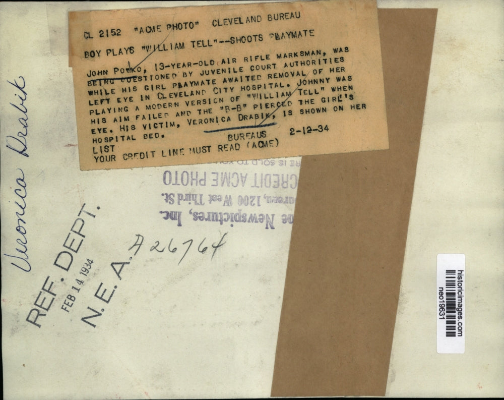 1934 Press Photo Veronica Drabik in Hospital After Playmate John Powko Shot Her