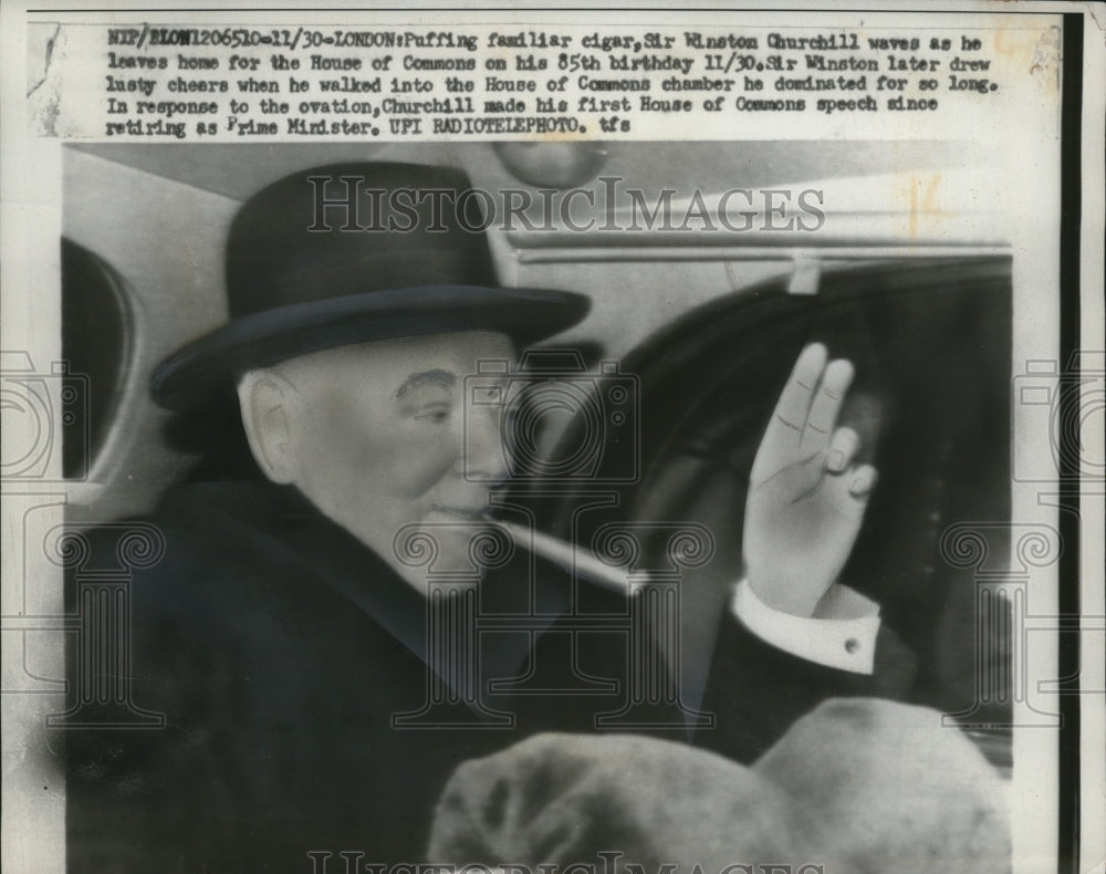 1959 Press Photo Sir Winston Churchill Heads to House Commons on 85th Birthday