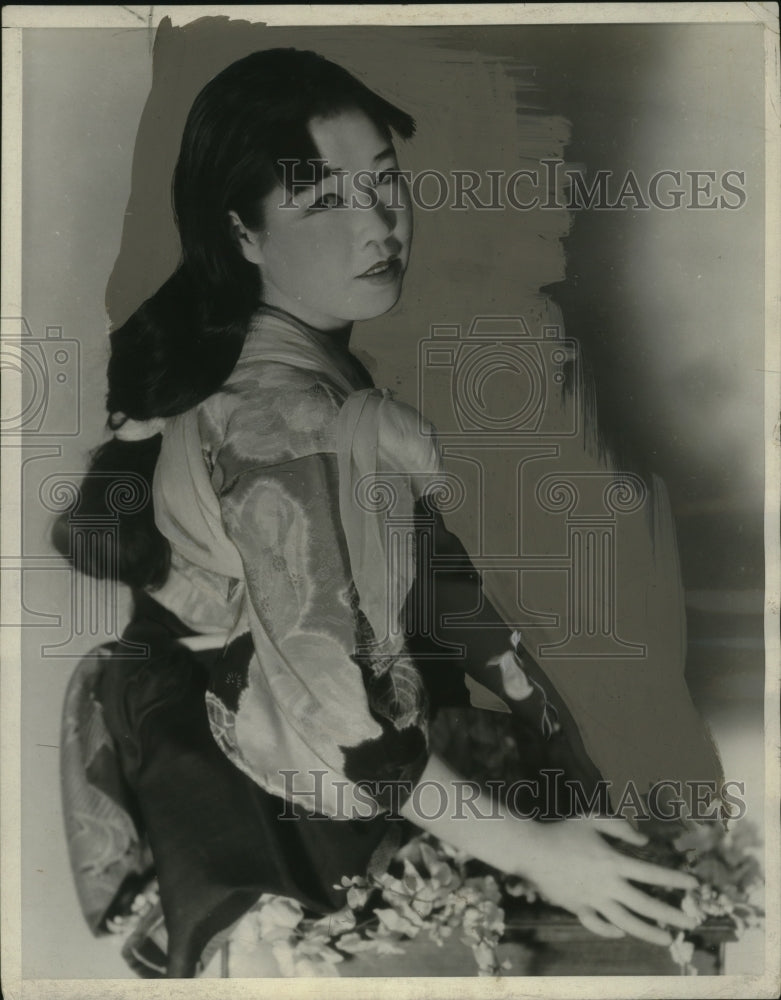 1931 Press Photo Japanese Singer - neo20053- Historic Images