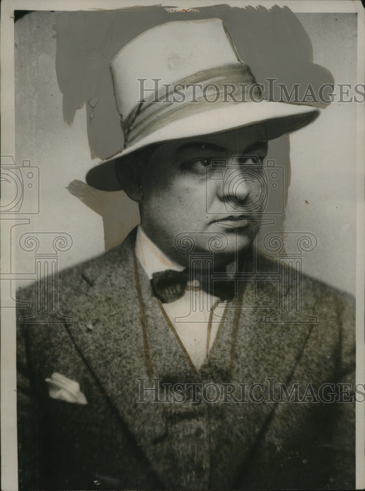 1927 Press Photo William Thompson Western Union telegrapher patented new device