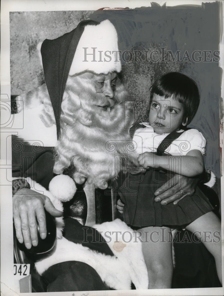 1960 Press Photo Herbert Folger Dressed as Santa Claus - neo20267
