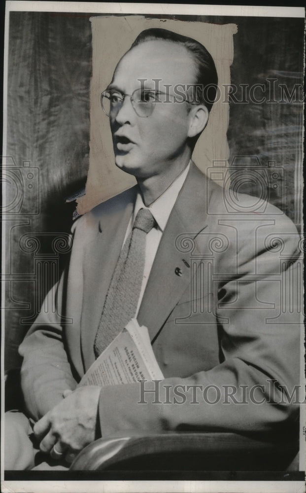 1952 Press Photo Lloyd Normal Hamlin, Artist, Planted as Anti-Commie Narc in '45