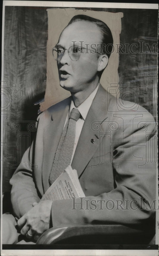 1952 Press Photo Lloyd Normal Hamlin, Artist, Planted as Anti-Commie Narc in '45