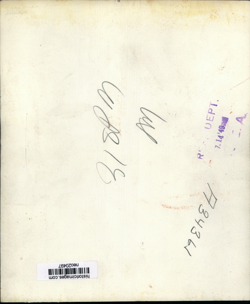 1949 A man testifies at Armed Services hearing in DCPress Photo - neo20497