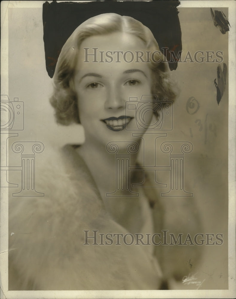 1930 Press Photo June Blossom, Prominent Debutante, to Debut in "Young Sinners"