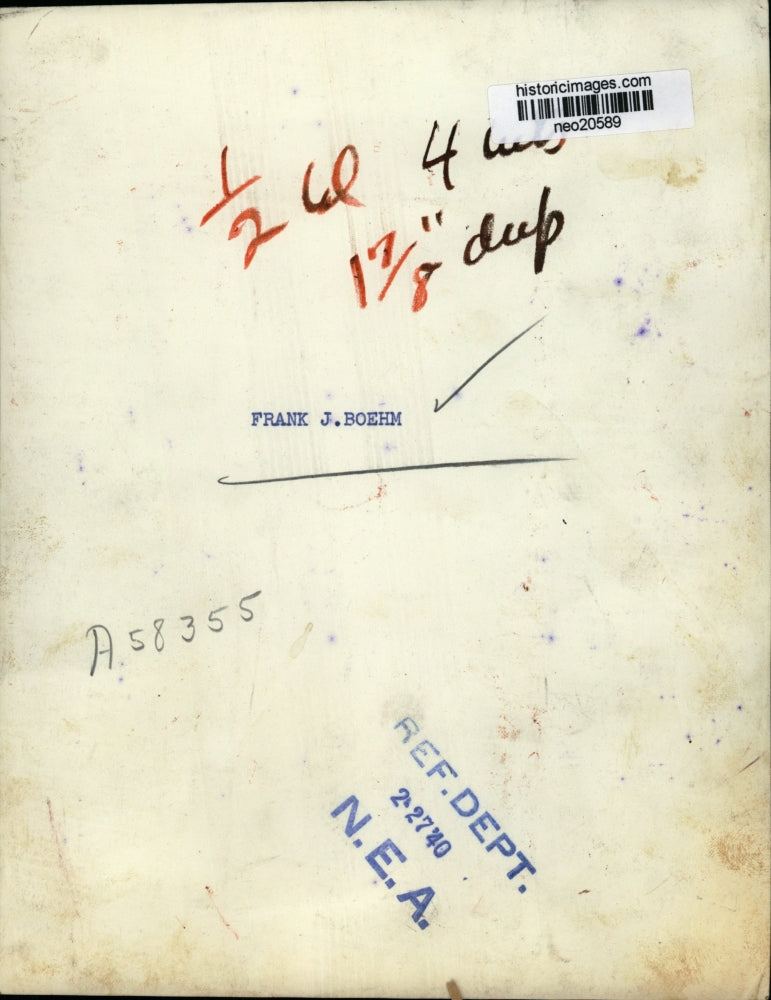 1940 Press Photo Mr Frank J Boehm in a business suit - neo20589