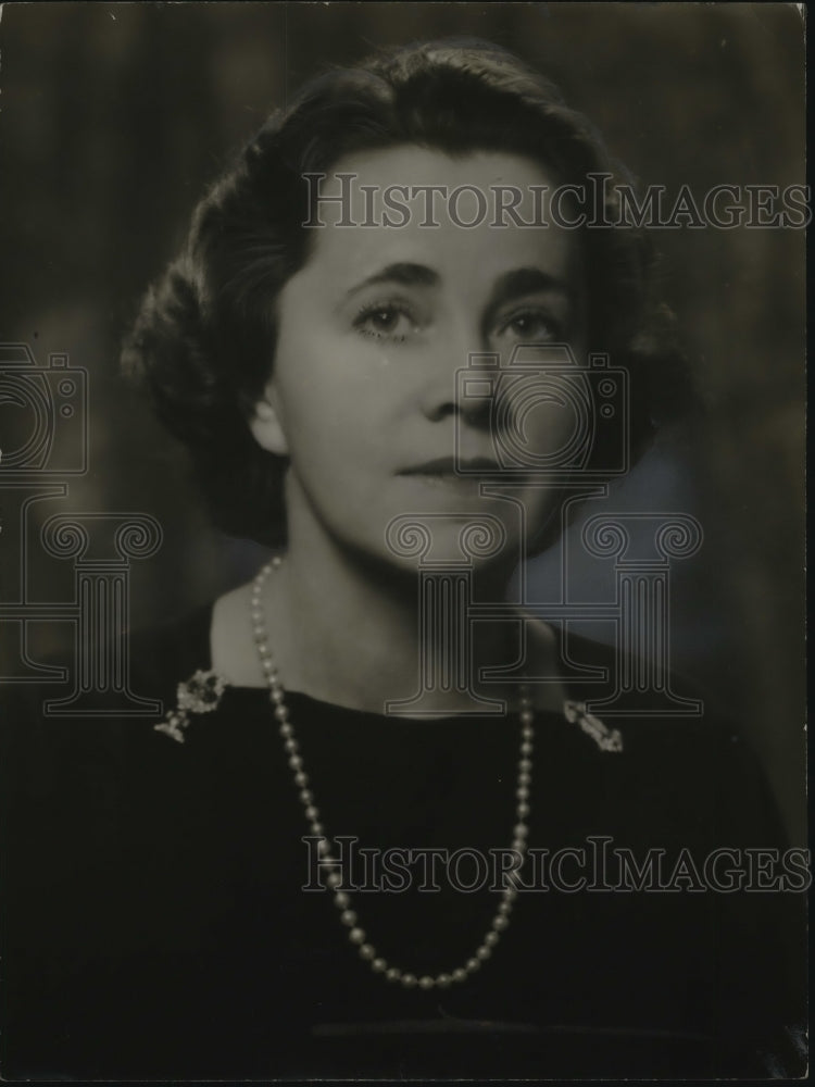 1936 Press Photo Miriam Fairbank - neo20627