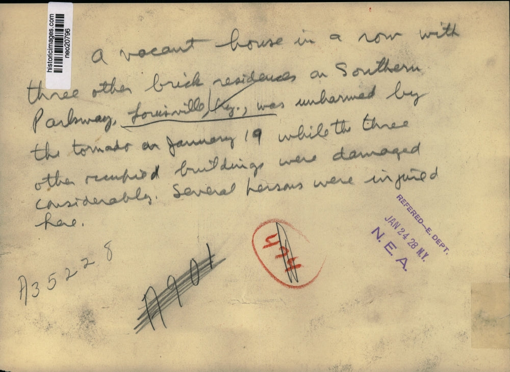 1928 Press Photo Vacant house in Louisville Kentucky unharmed by tornado