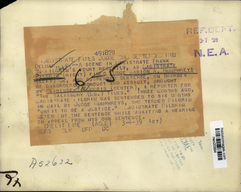 1939 Press Photo Magistrate Frank W. Pilgrim Fines Jude Marion Humphrey