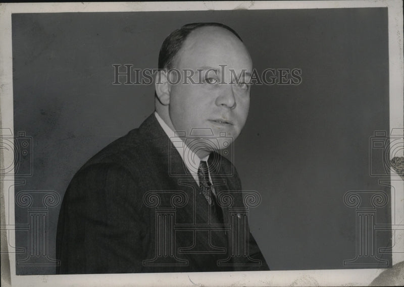 Load image into Gallery viewer, 1952 Press Photo Ed Wagner - neo21040
