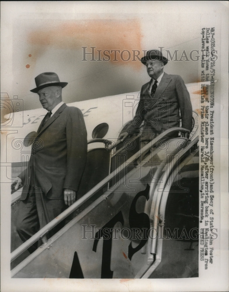 1957 Press Photo Pres Eisenhower & Secy of State John F Dulles Walk Down Ramp