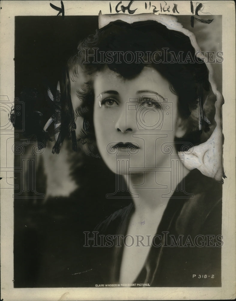 1921 Press Photo Woman - neo21383