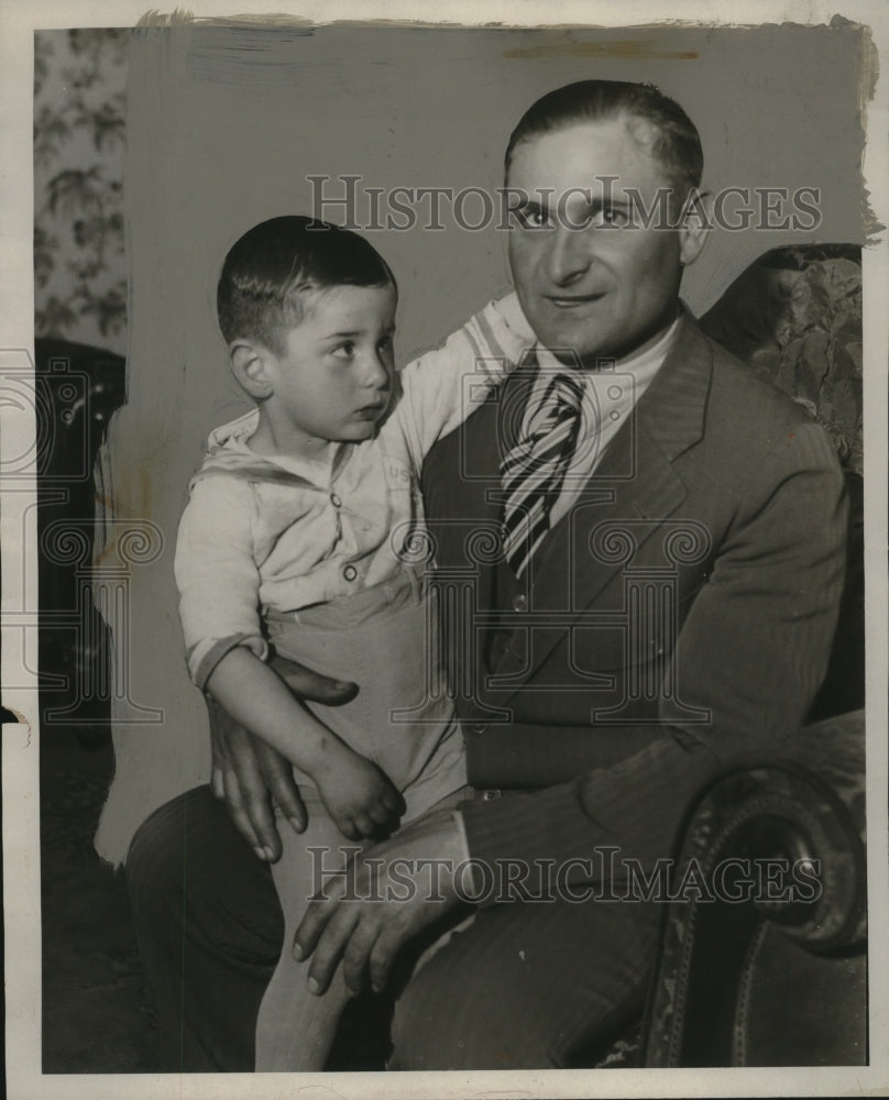 1933 Press Photo Vincent Rapini and Son, Vincent Jr. - neo21652