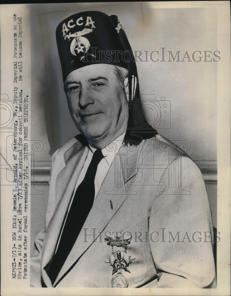 1953 Press Photo Remmie L. Arnold, Dept Imperial Potentate of the Shrine