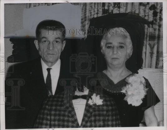 1966 Press Photo Mr. & Mrs. Antimo Fusco celebrate their Golden Anniversary