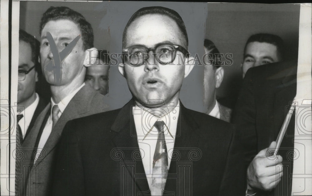 1958 Press Photo Bernard Schwartz Testifying About Gov Regulatory Agencies