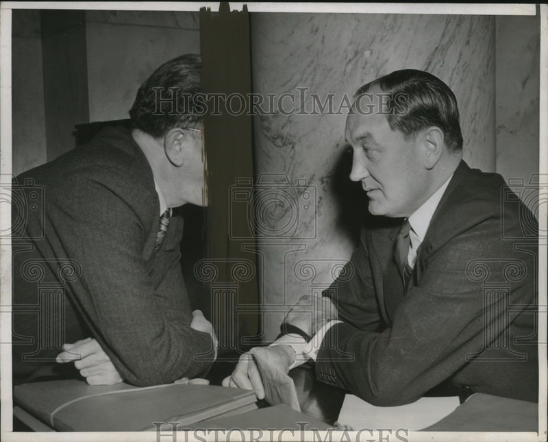 Load image into Gallery viewer, 1946 Press Photo LA Senator Allen Ellender &amp; Edwin W Pauley - neo22429
