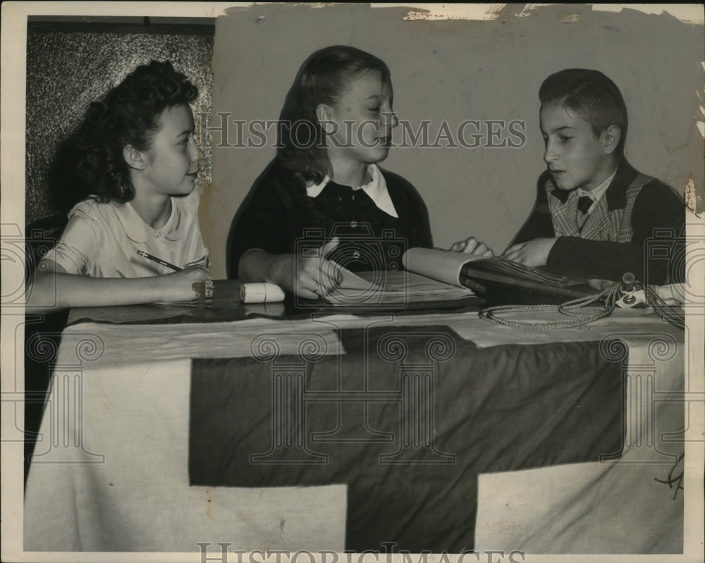 1938 Press Photo Catherine Edelinski, Robert fittro Safety Council - neo22446