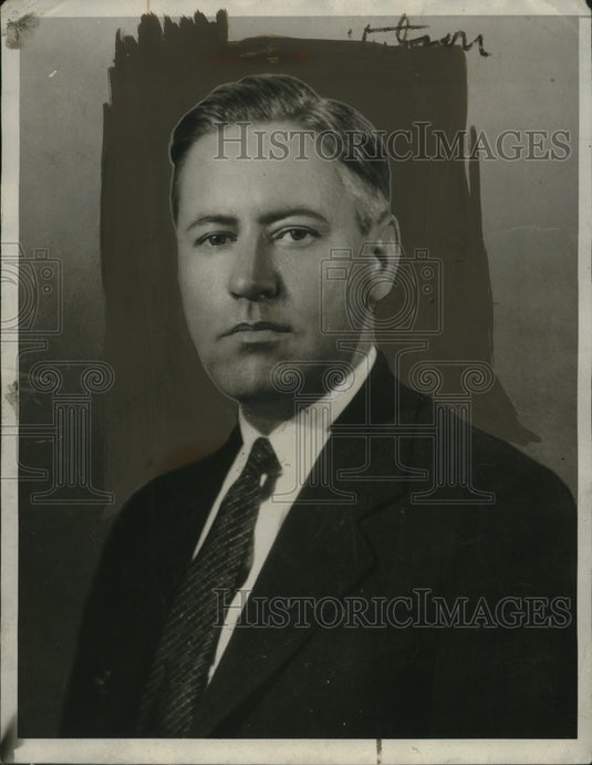 1933 Press Photo John B Huston in his business suit - neo22641