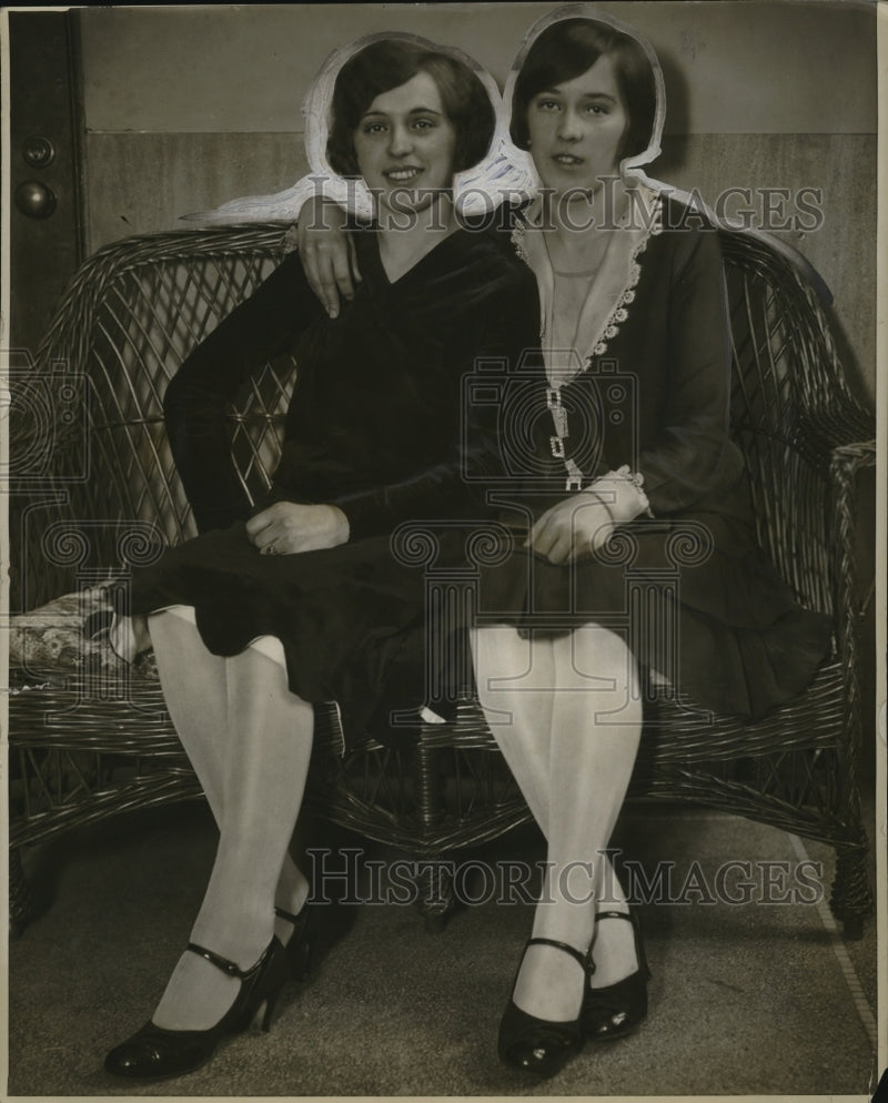 Load image into Gallery viewer, 1927 Press Photo Eva &amp; V. Collins - neo22658
