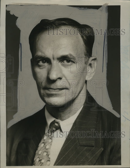 1933 Press Photo H.R. Levenberger, Operator of Key Shop in Prospect Avenue