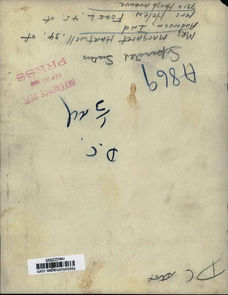 1933 Press Photo Sisters Margaret Hartwell, Helen Fogel Reunited - neo22895