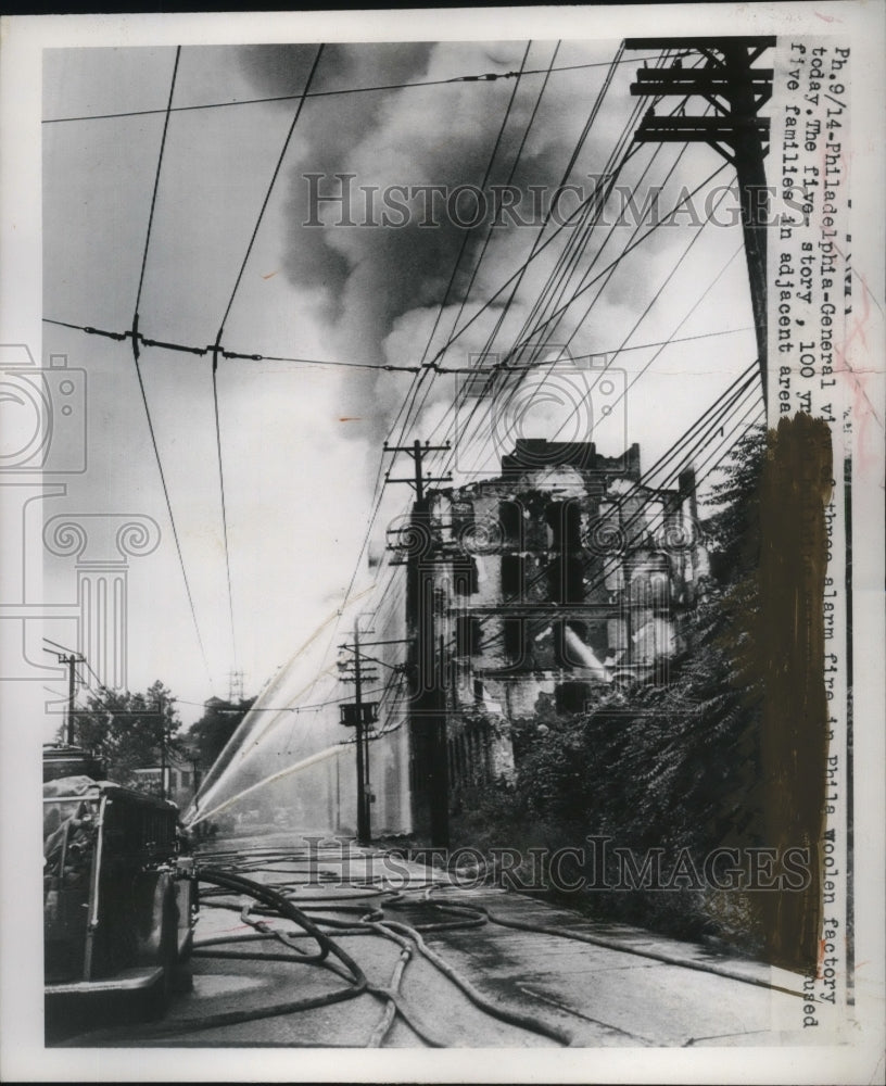 1948 Press Photo Three Alarm Fire Phils Woolen factory Philadelphia, PA