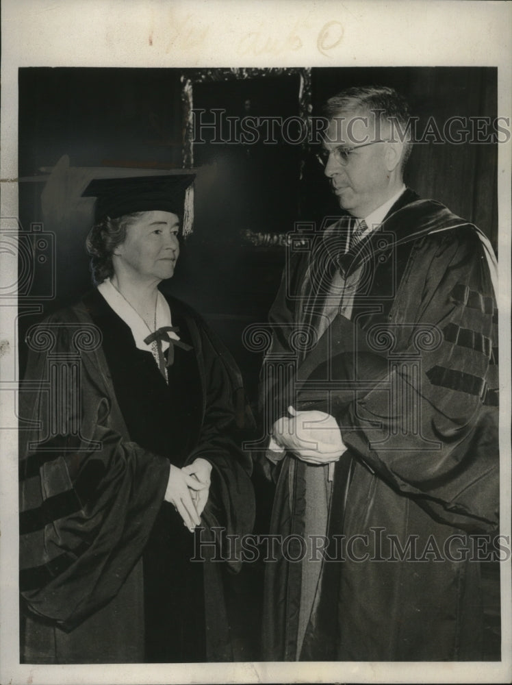 Load image into Gallery viewer, 1940 Press Photo Elizabeth C Morrow Honored by Pres Harold Dodds of Princeton
