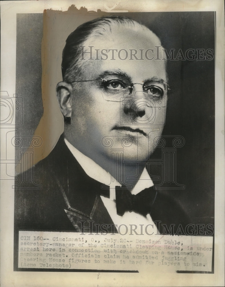 Load image into Gallery viewer, 1949 Press Photo Dennison Duble under arrest for nationwide numbers running
